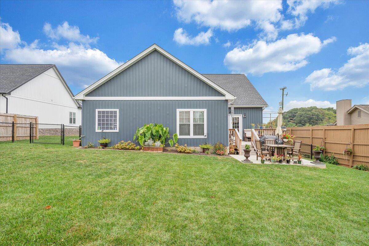 1800 West Ruritan Road Roanoke, VA 24012 - Photo 29 of 37 29-MIB00401