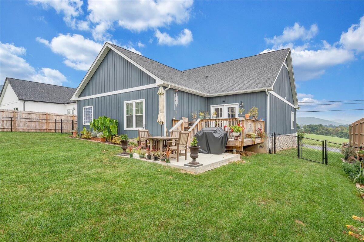 1800 West Ruritan Road Roanoke, VA 24012 - Photo 30 of 37 30-MIB00404