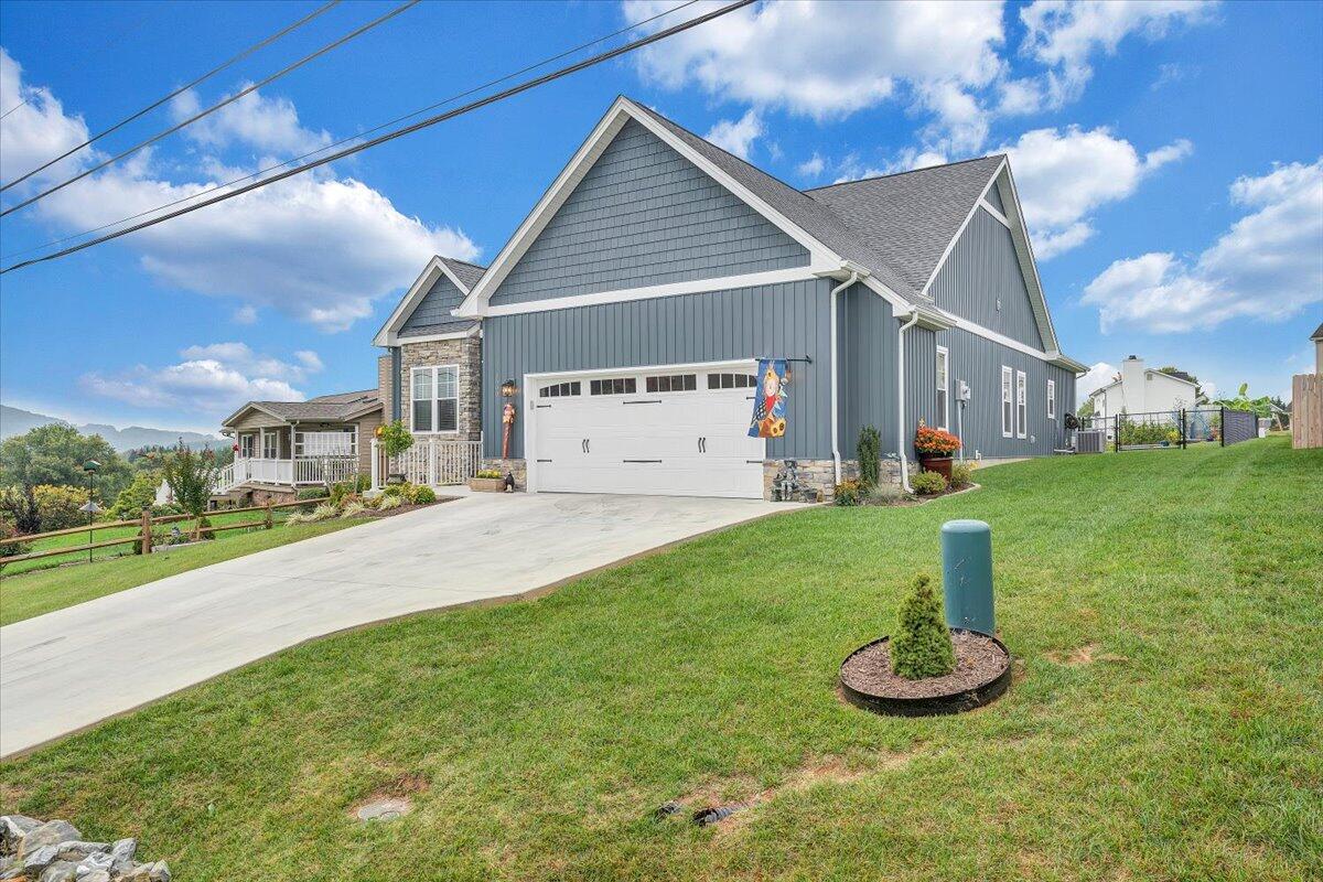 1800 West Ruritan Road Roanoke, VA 24012 - Photo 32 of 37 32-MIB00410