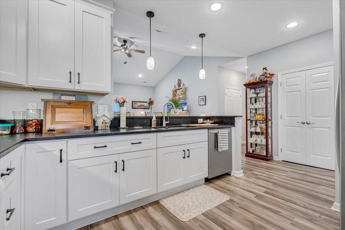 1800 West Ruritan Road Roanoke, VA 24012 - Photo 8 of 37 08-MIB00332