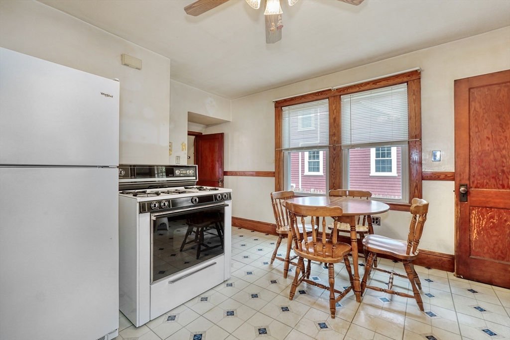 19 Hillside Road Dedham, MA 02026 - Photo 14 of 41 Gallery Image 14
