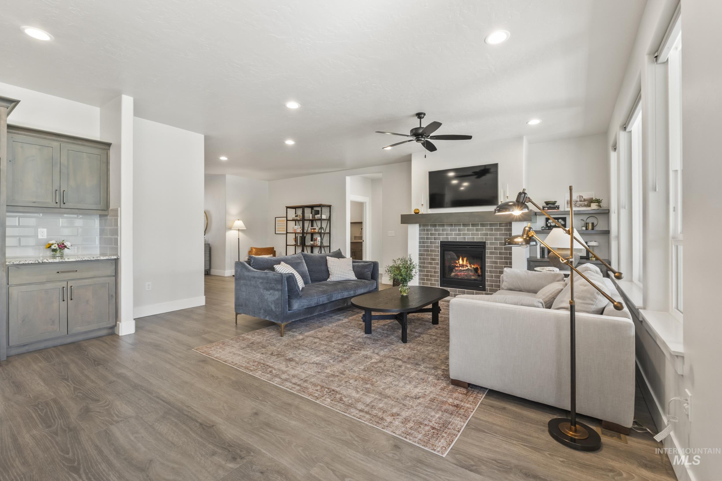 2935 East Renwick Court Meridian, ID 83642 - Photo 11 of 45