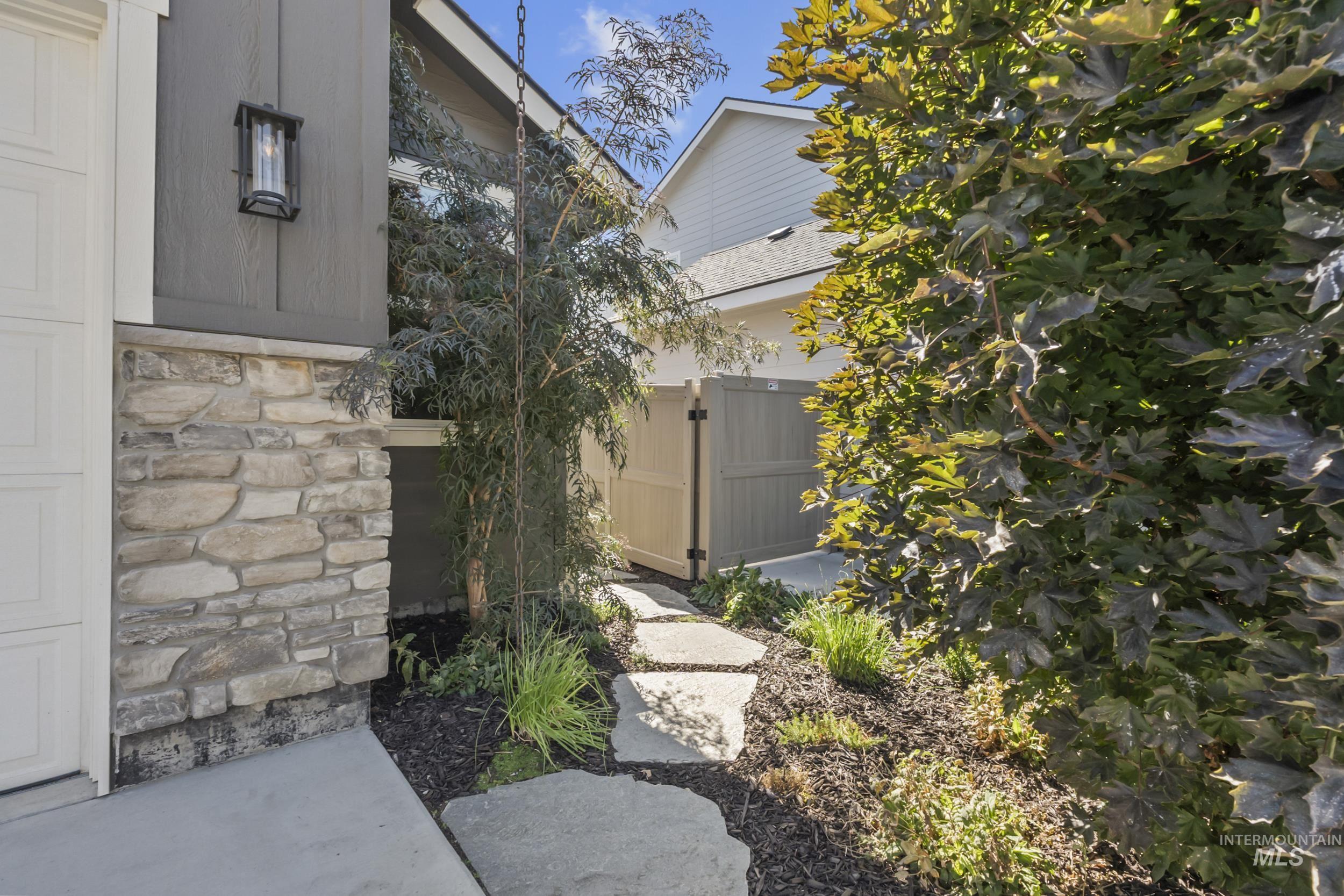 2935 East Renwick Court Meridian, ID 83642 - Photo 33 of 45