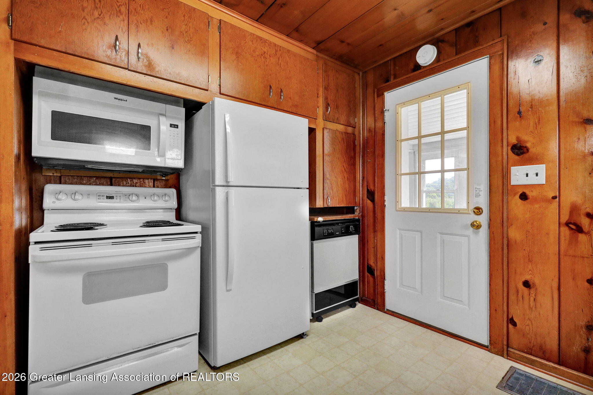 4360 Drumheller Road Bath, MI 48808 - Photo 10 of 33 26-web-or-mls-Open Ended Media-22