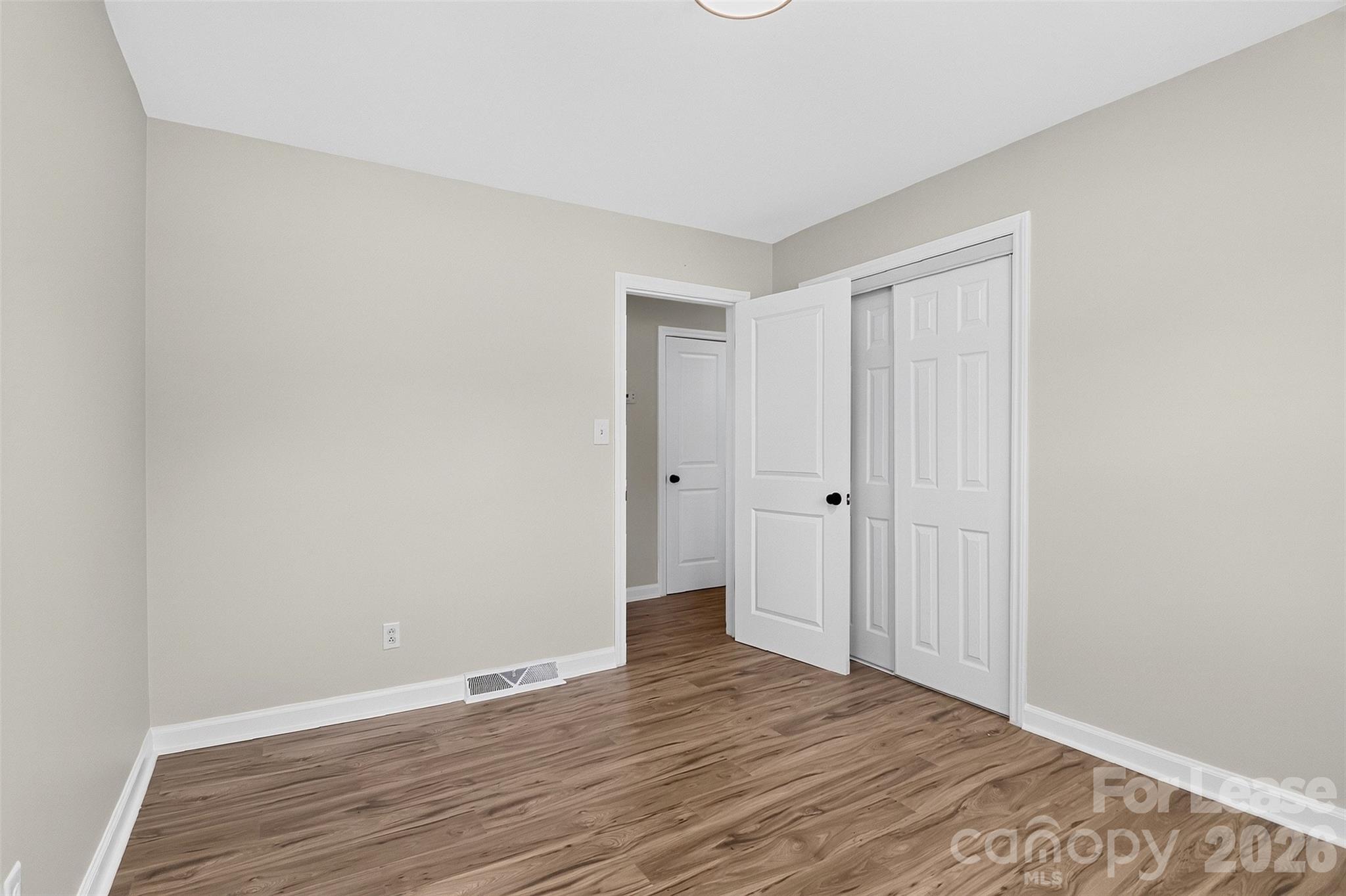 6901 Ridge Lane Road Charlotte, NC 28262 - Photo 10 of 40
