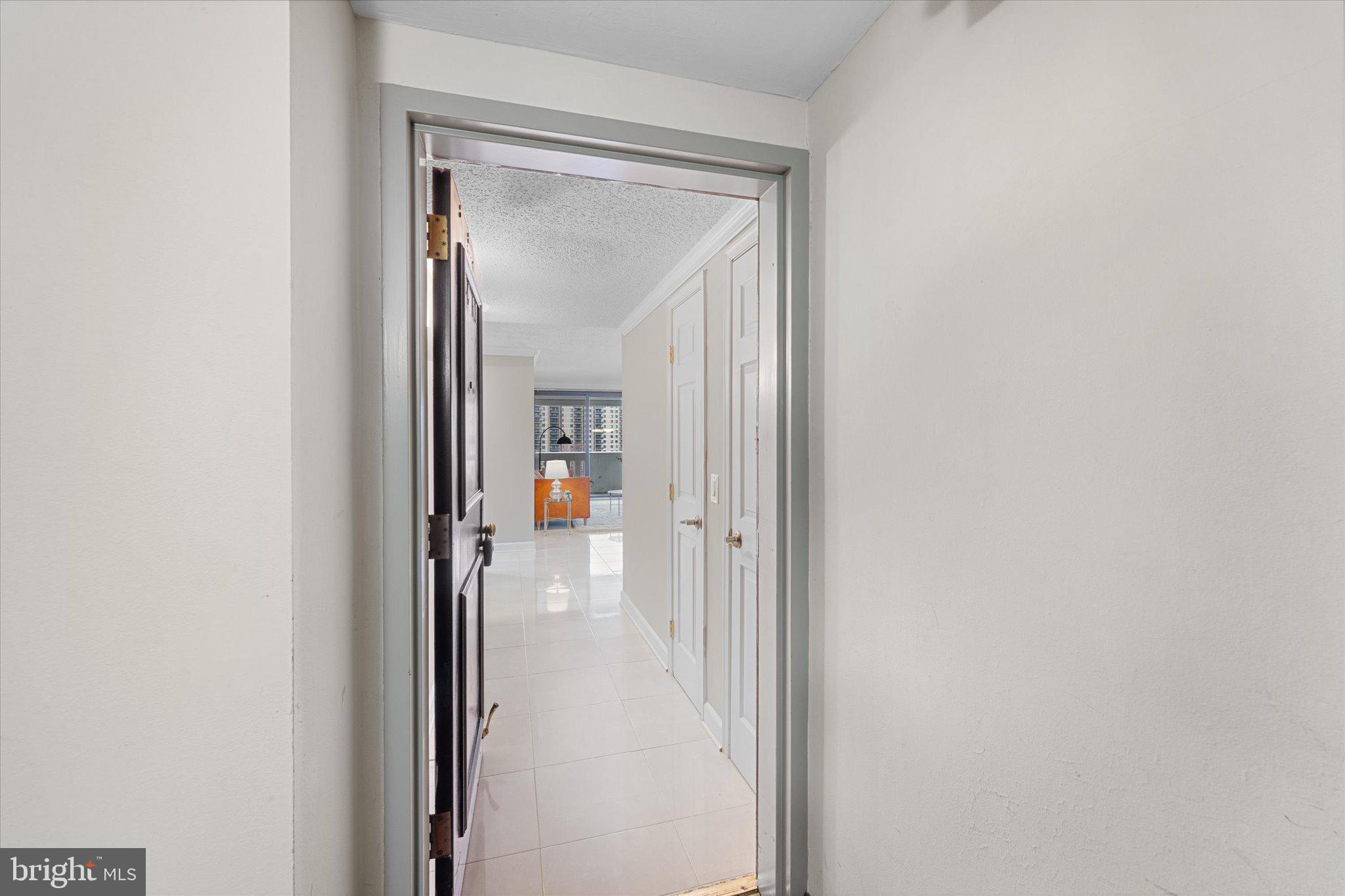 6101 Edsall Road, Unit 1402 Alexandria, VA 22304 - Photo 2 of 37