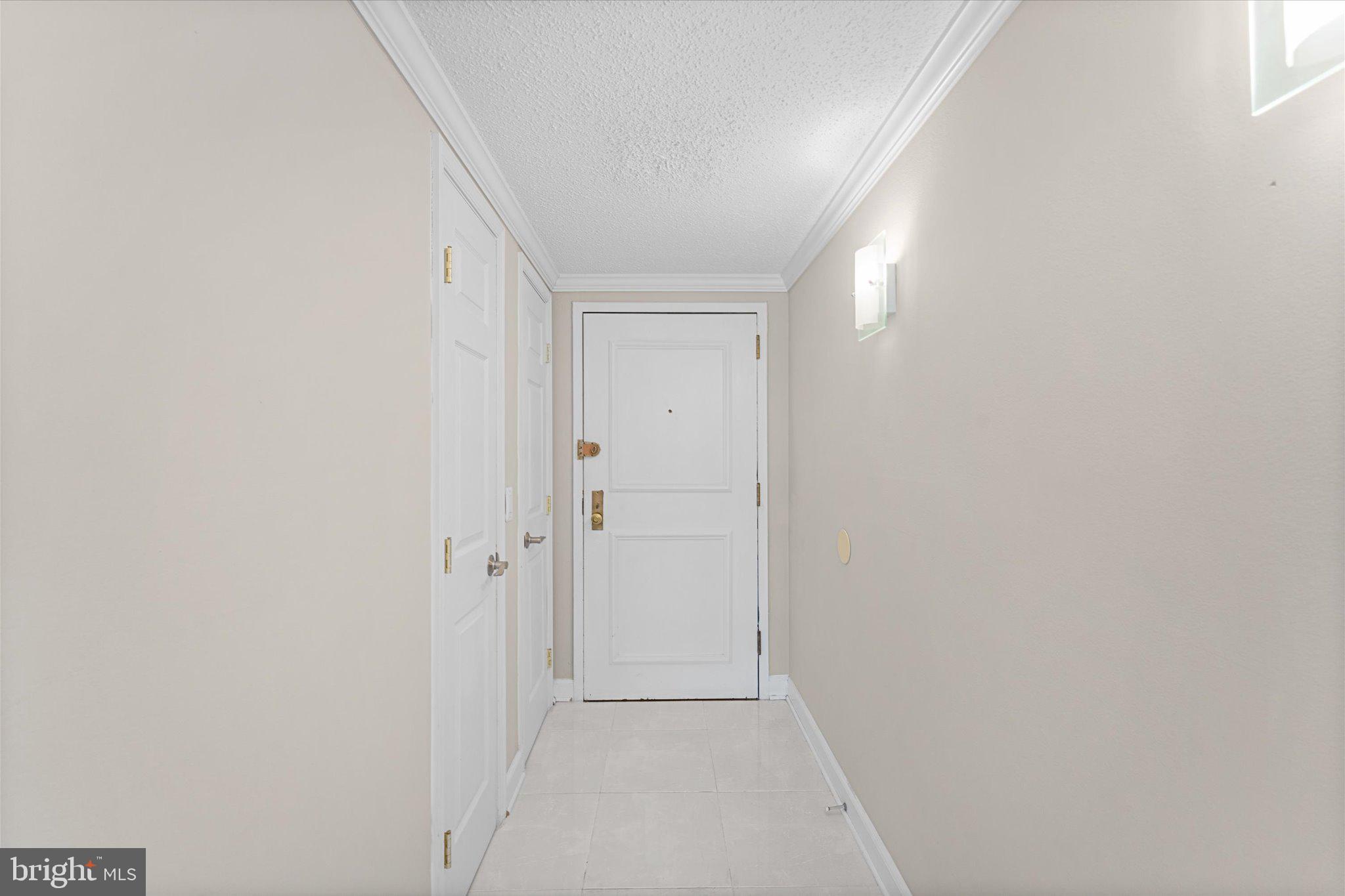 6101 Edsall Road, Unit 1402 Alexandria, VA 22304 - Photo 3 of 37 a view of room