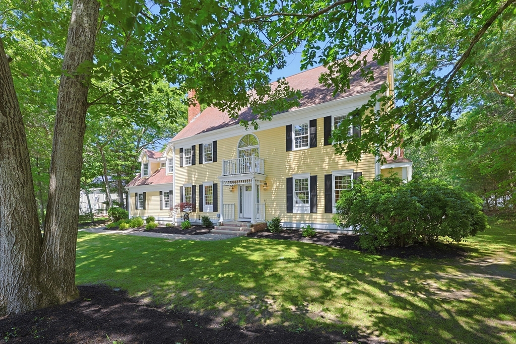 8 Turner Hill Road Medfield, MA 02052 - Photo 2 of 42