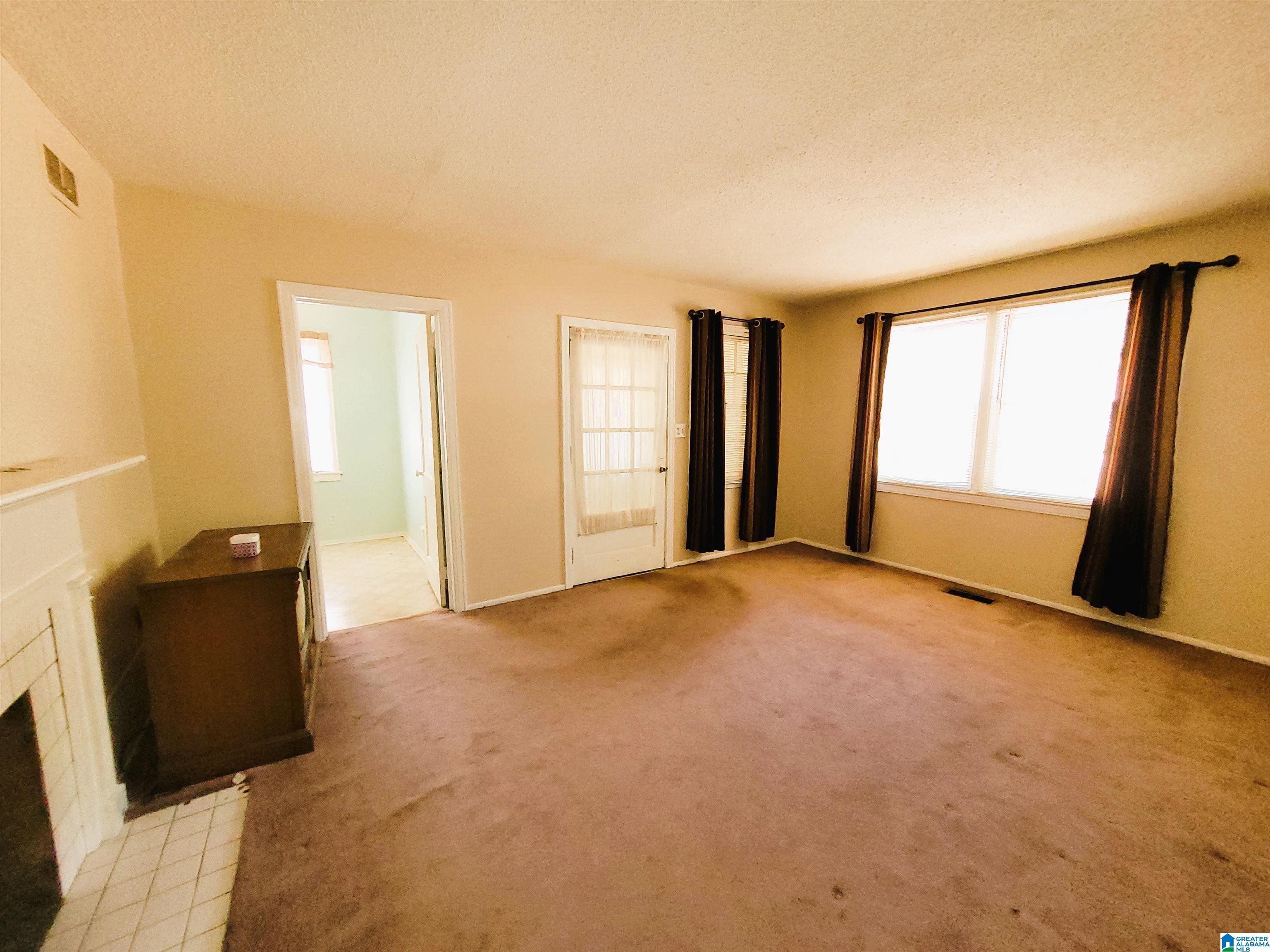 111 Lancaster Street Talladega, AL 35160 - Photo 5 of 18