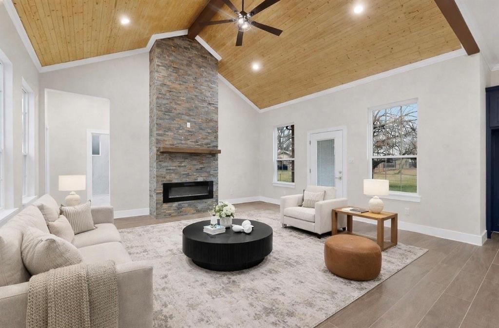 335 Cross Tie Ranch Road Trinidad, TX 75163 - Photo 6 of 30 Living room