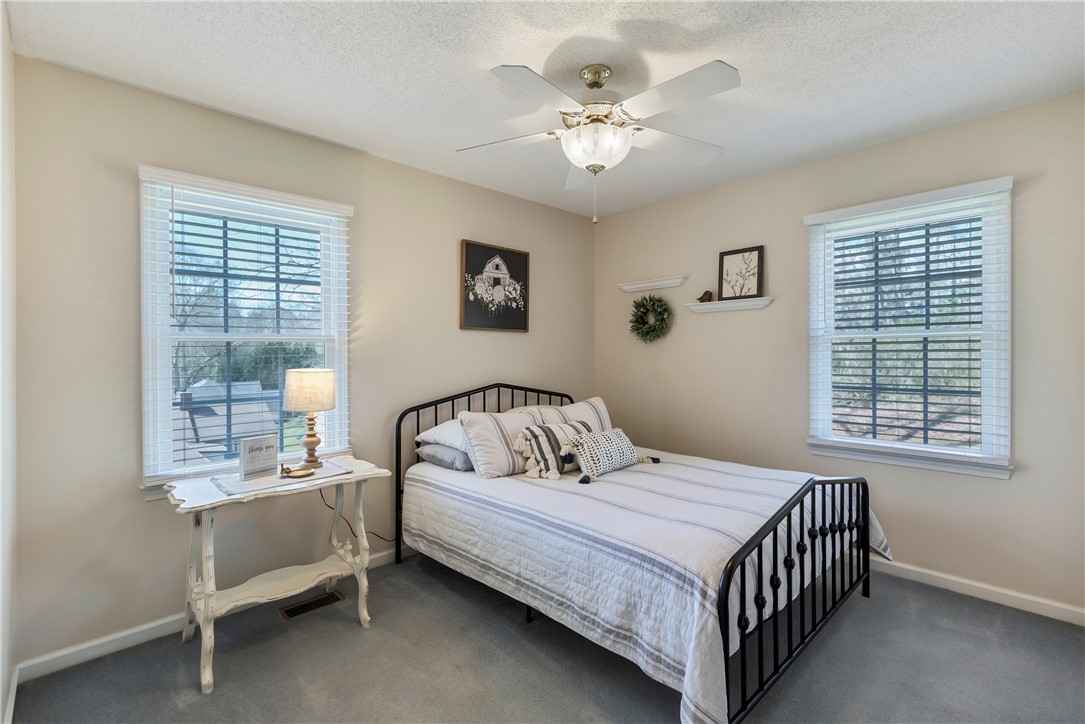 306 Dutch Fork Road West Union, SC 29696 - Photo 12 of 15 Gallery Image 12