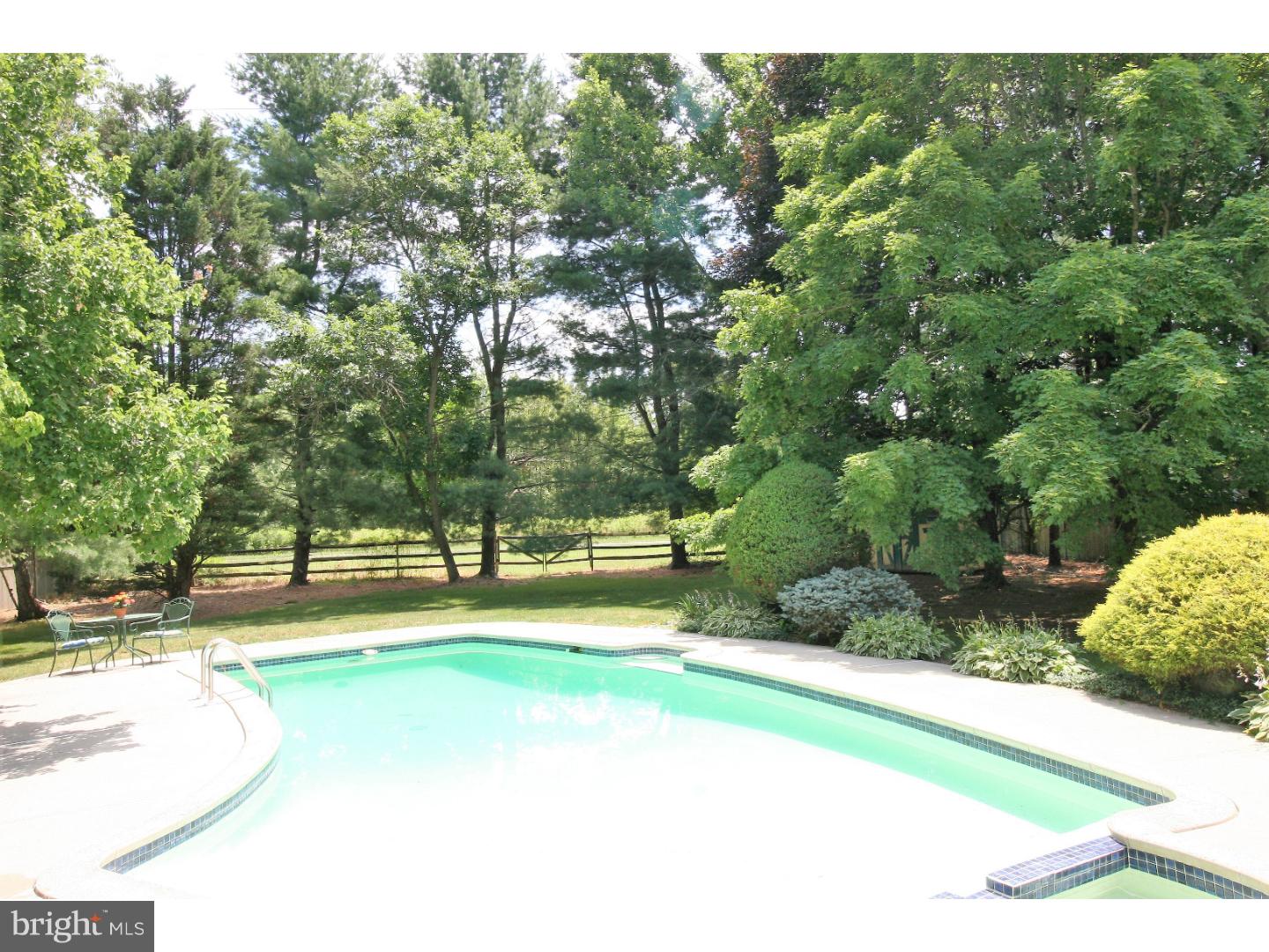 8 Rider Place West Windsor, NJ 08550 - Photo 9 of 17 Gallery Image 9