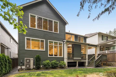 $3,099,950 | 24480 Northeast 19th Place, Sammamish, WA 98074
