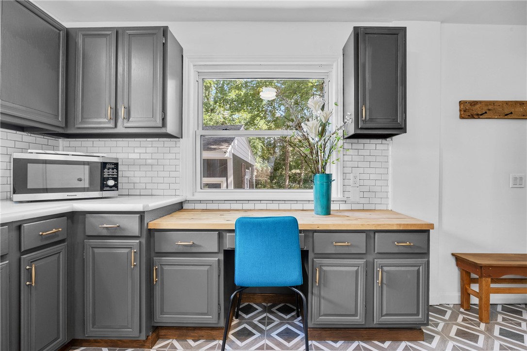 192 Laney Road Rochester, NY 14620 - Photo 16 of 43