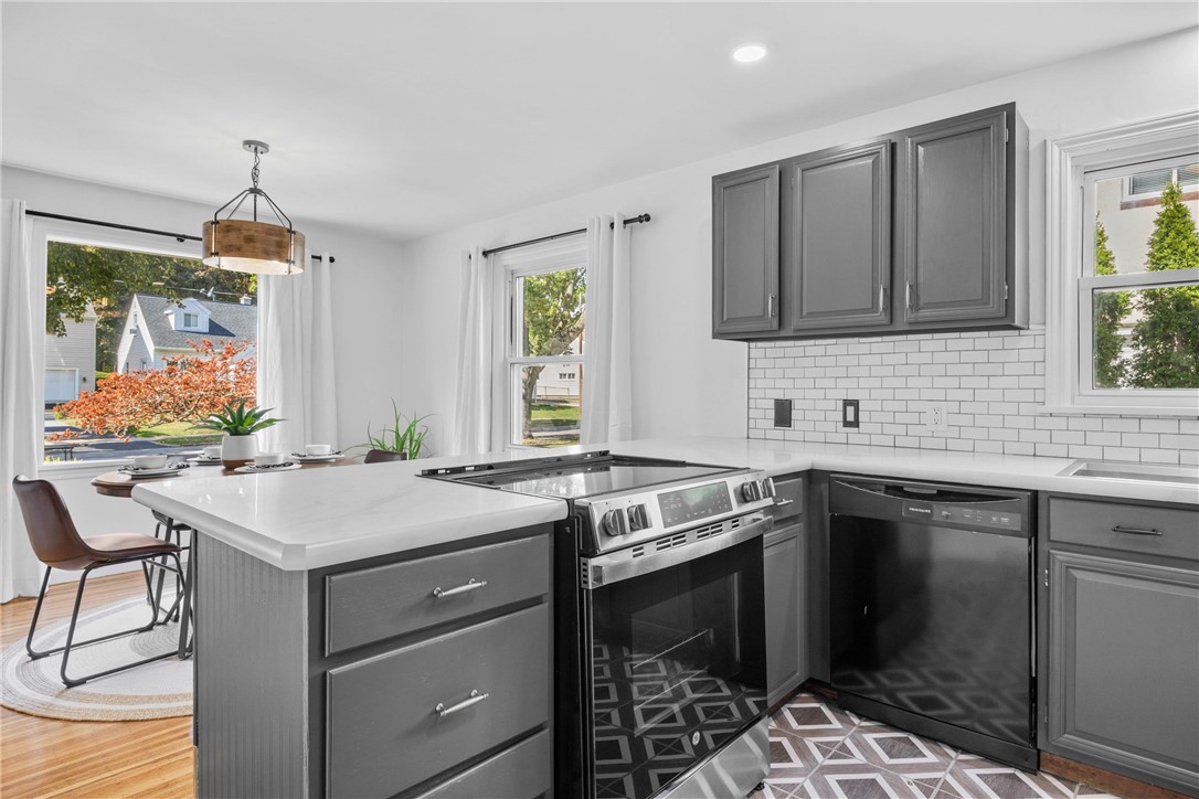 192 Laney Road Rochester, NY 14620 - Photo 19 of 43