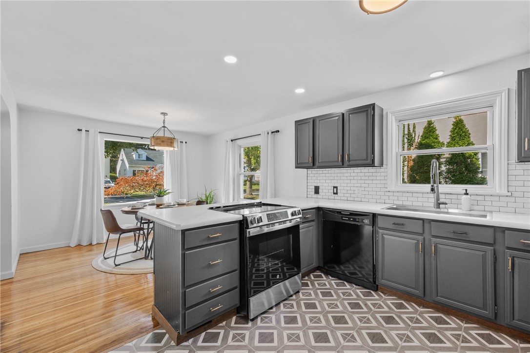 192 Laney Road Rochester, NY 14620 - Photo 20 of 43