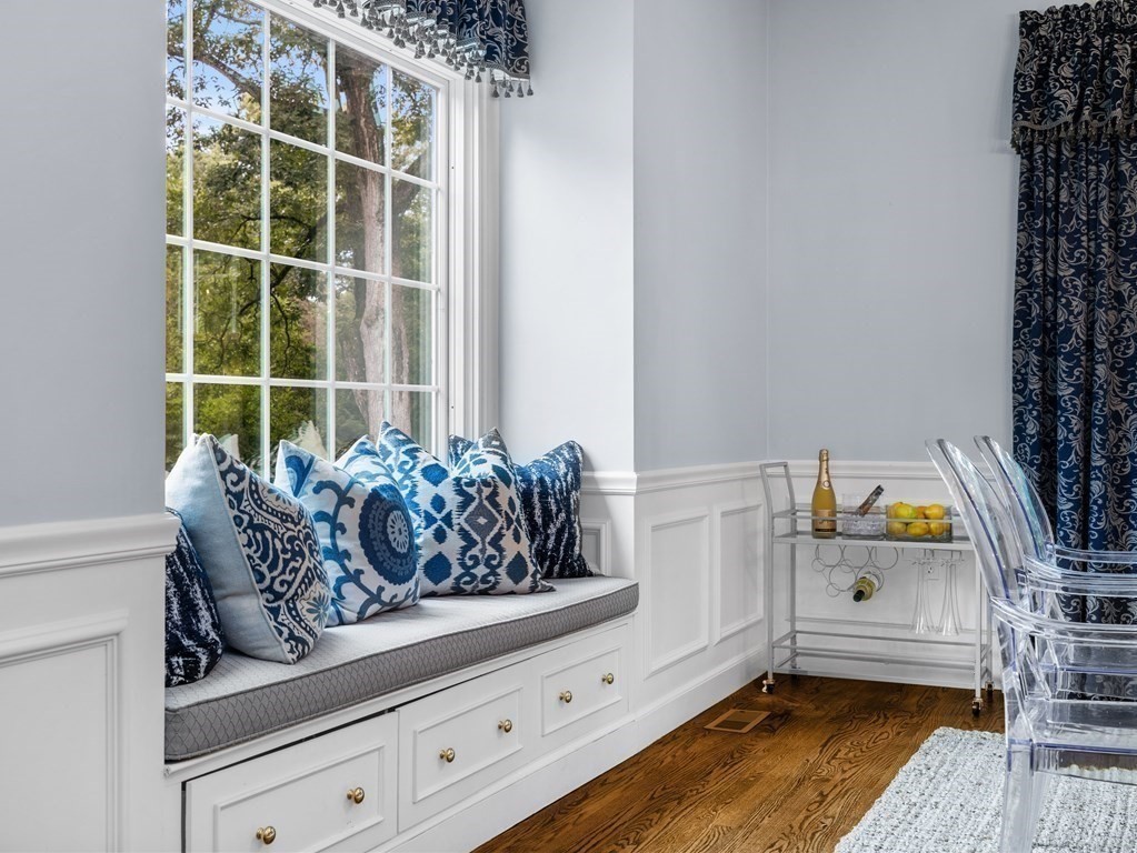 34 Upwey Road Wellesley, MA 02481 - Photo 5 of 19 a living room with furniture