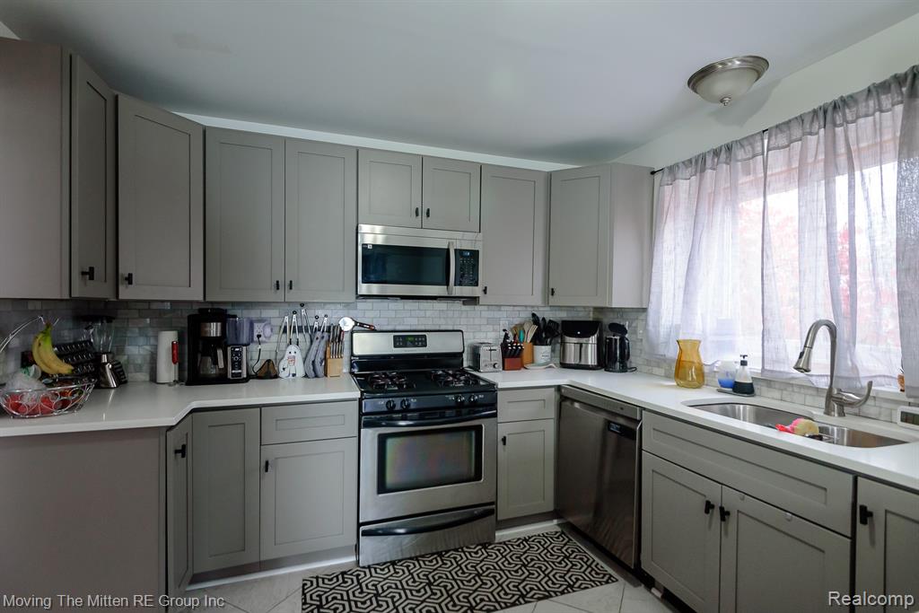 47298 Denton Road Belleville, MI 48111 - Photo 13 of 54 Gallery Image 13