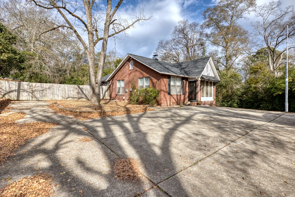 3039 Oak Circle Columbus, GA 31907 - Photo 3 of 43