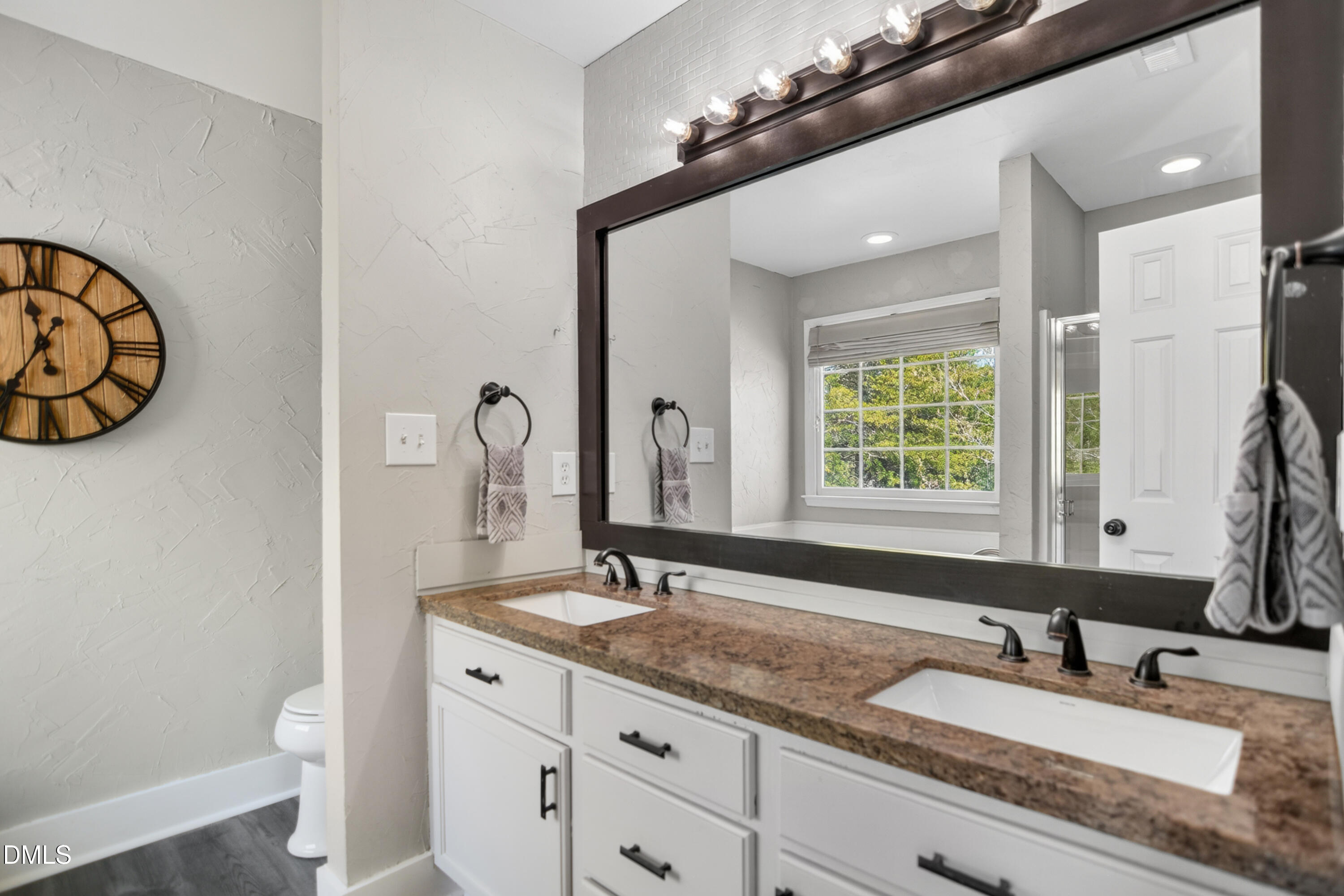 4105 Riverport Road Raleigh, NC 27616 - Photo 18 of 30 023