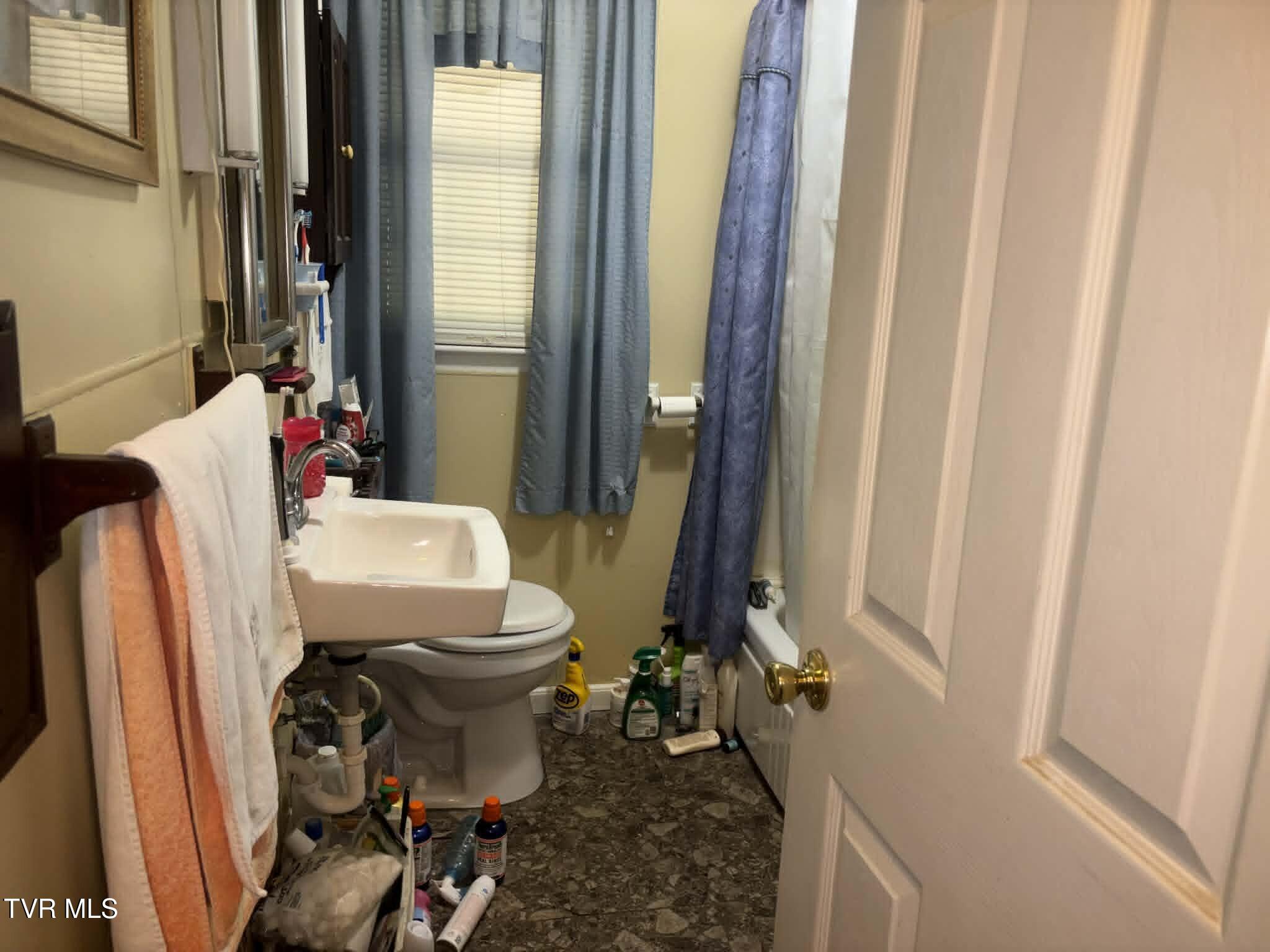 227 Fir Street Appalachia, VA 24216 - Photo 12 of 12 bath