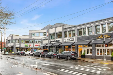 $1,279,000 | 811 Northeast 66th Street, Seattle, WA 98115