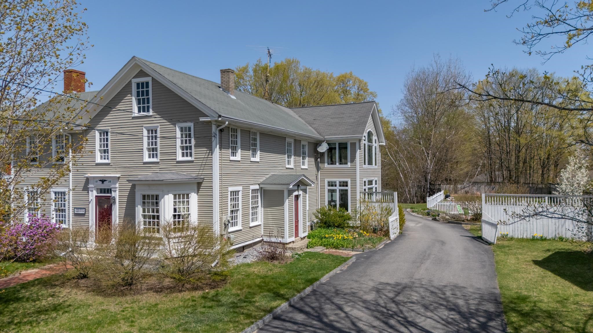 1003 School Street Dunbarton, NH 03046 - Photo 1 of 57