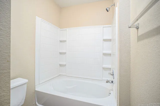 $194,900 | 1027 Canadian Goose, San Antonio, TX 78245