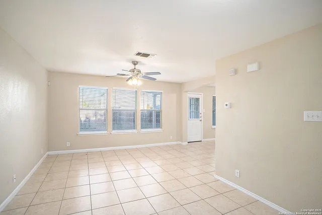 $194,900 | 1027 Canadian Goose, San Antonio, TX 78245