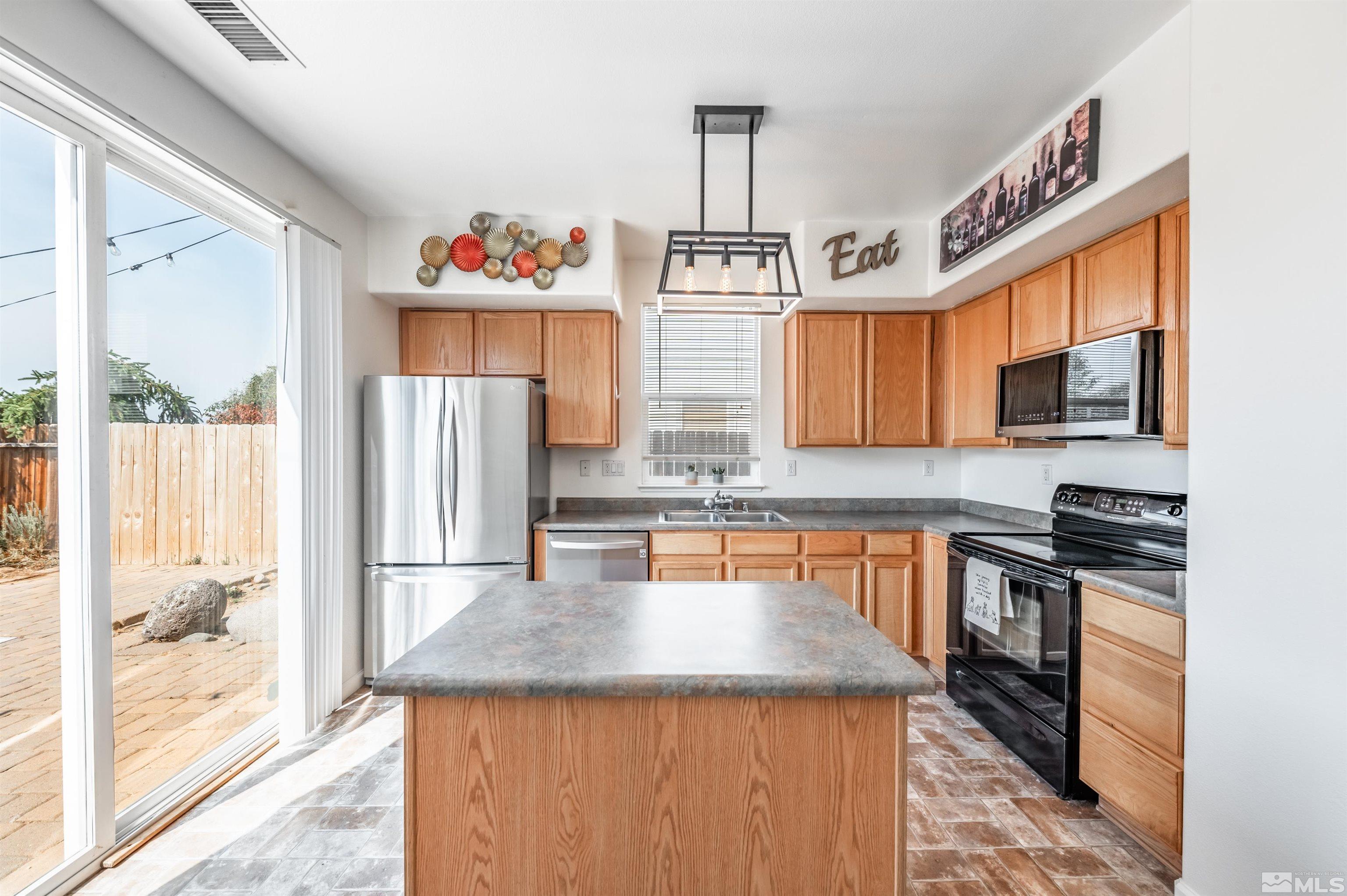 9243 Running Dog Circle Reno, NV 89506 - Photo 7 of 13 Photo 7