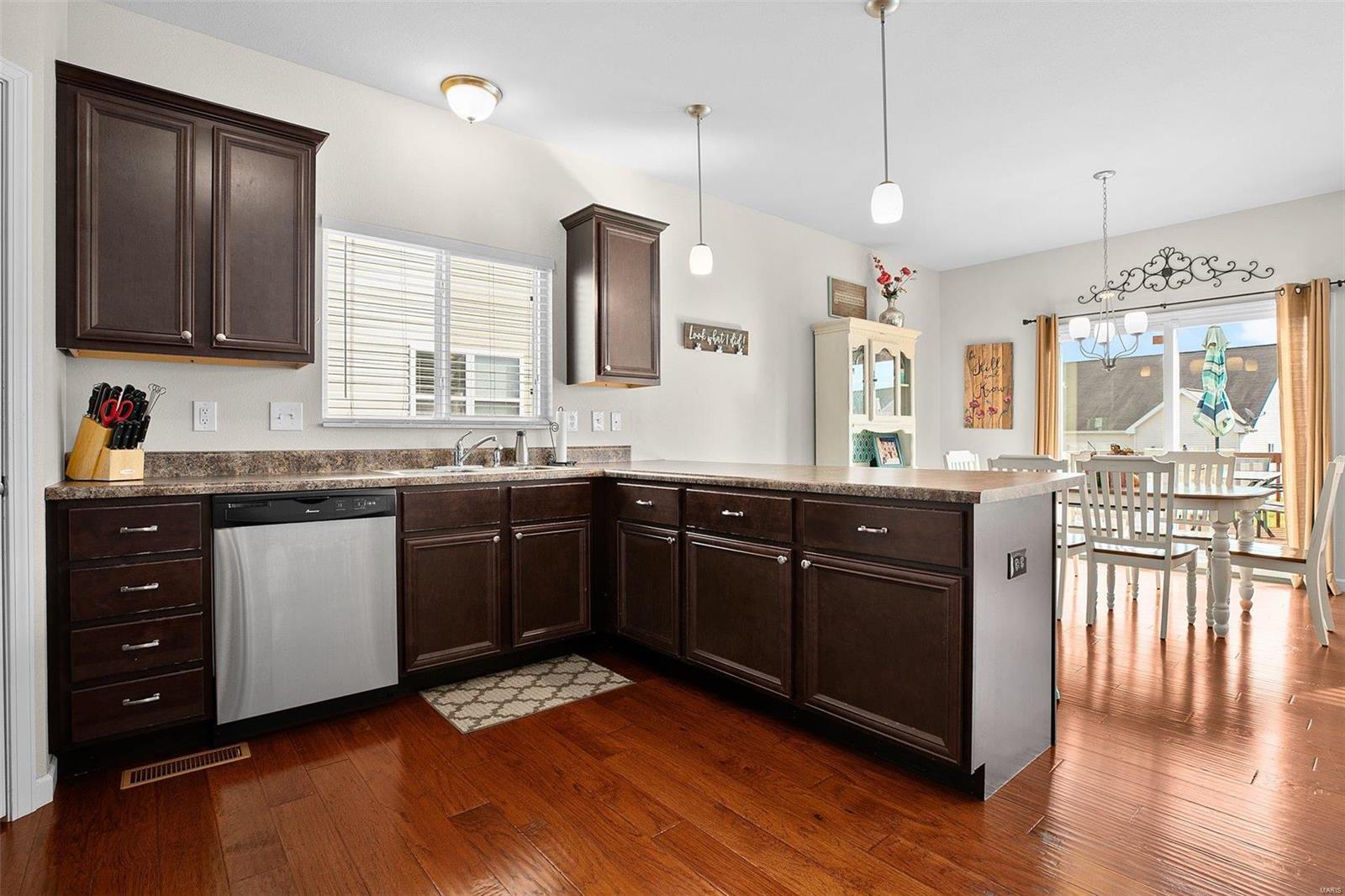 1012 Hawkridge Run Shiloh, IL 62221 - Photo 9 of 39 Gallery Image 9