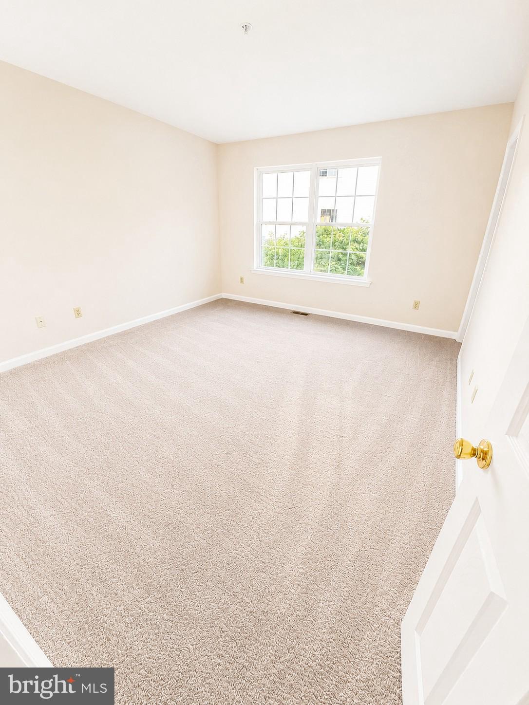 3633 Harbor Road Chesapeake Beach, MD 20732 - Photo 8 of 15 Primary bedroom