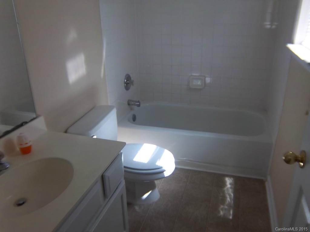 9922 Dunfries Road Matthews, NC 28105 - Photo 12 of 15