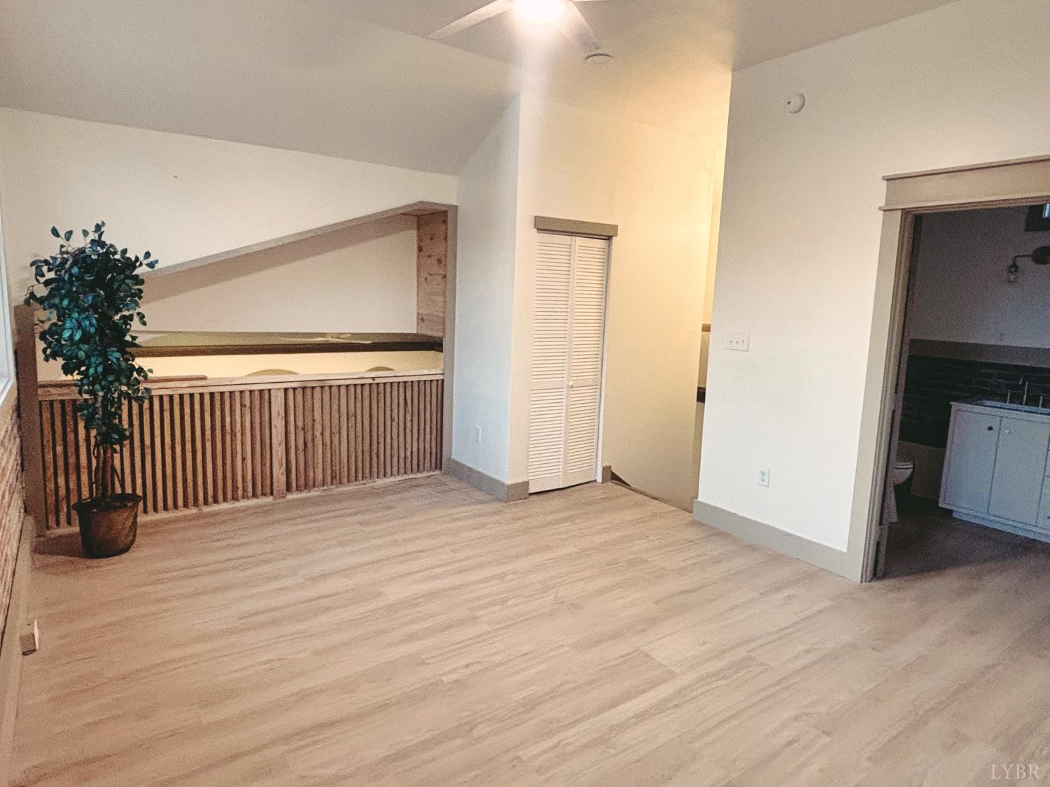 122 Brooks Street Monroe, VA 24574 - Photo 16 of 33