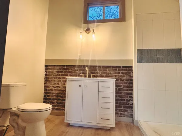 $315,000 | 122 Brooks Street, Monroe, VA 24574