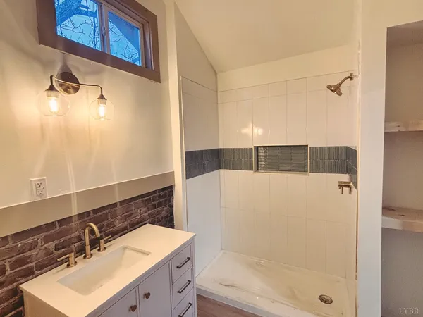 $315,000 | 122 Brooks Street, Monroe, VA 24574