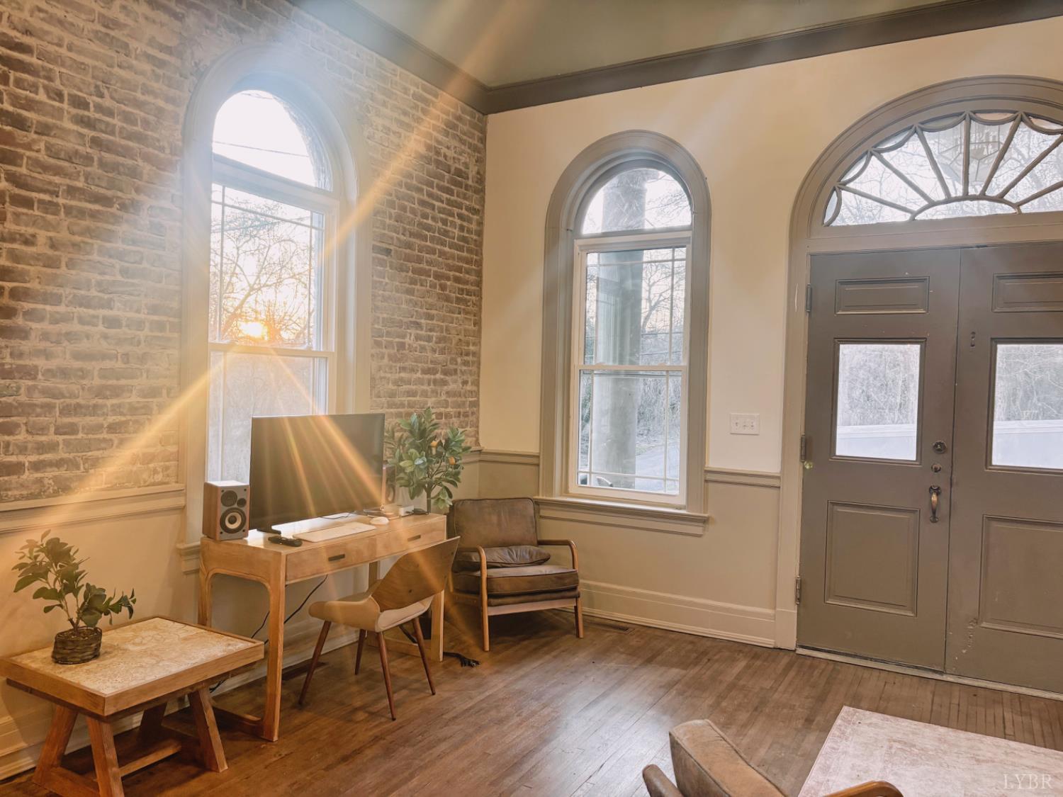 122 Brooks Street Monroe, VA 24574 - Photo 3 of 33