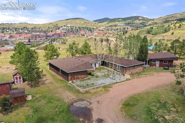 $630,000 | 1000 4th Street, Cripple Creek, CO 80813