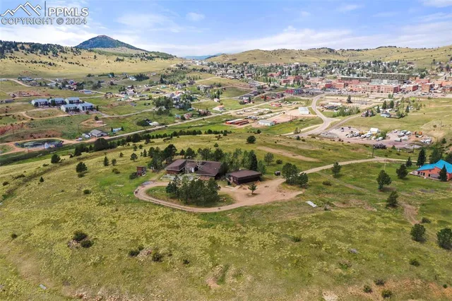 $630,000 | 1000 4th Street, Cripple Creek, CO 80813