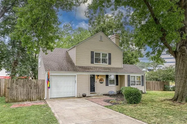 $375,000 | 6557 Holmes Road, Kansas City, MO 64131