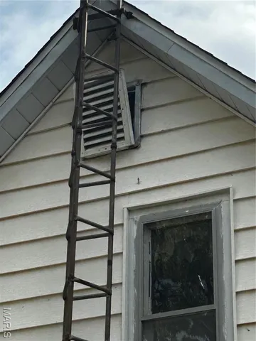 $30,000 | 318 North Cedar Street, Nokomis, IL 62075