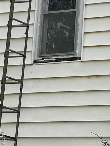 $30,000 | 318 North Cedar Street, Nokomis, IL 62075