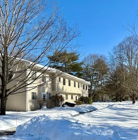 $350,000 | 5 Heather Lane, Unit 5, Bridgewater, MA 02324