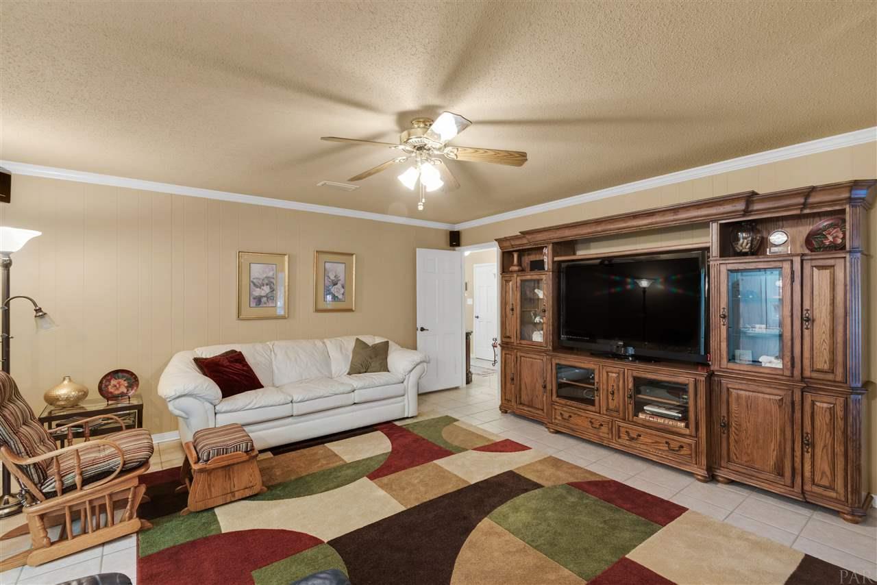 8318 Wilde Lake Road Pensacola, FL 32526 - Photo 11 of 50 Gallery Image 11