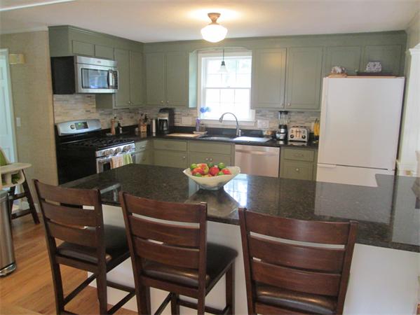 10 Beaver Brook Road Sharon, MA 02067 - Photo 5 of 24 Gallery Image 5