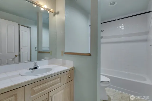 $454,997 | 7326 Steilacoom Boulevard Southwest, Unit D3, Tacoma, WA 98499