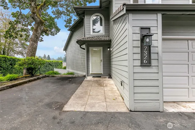$454,997 | 7326 Steilacoom Boulevard Southwest, Unit D3, Tacoma, WA 98499