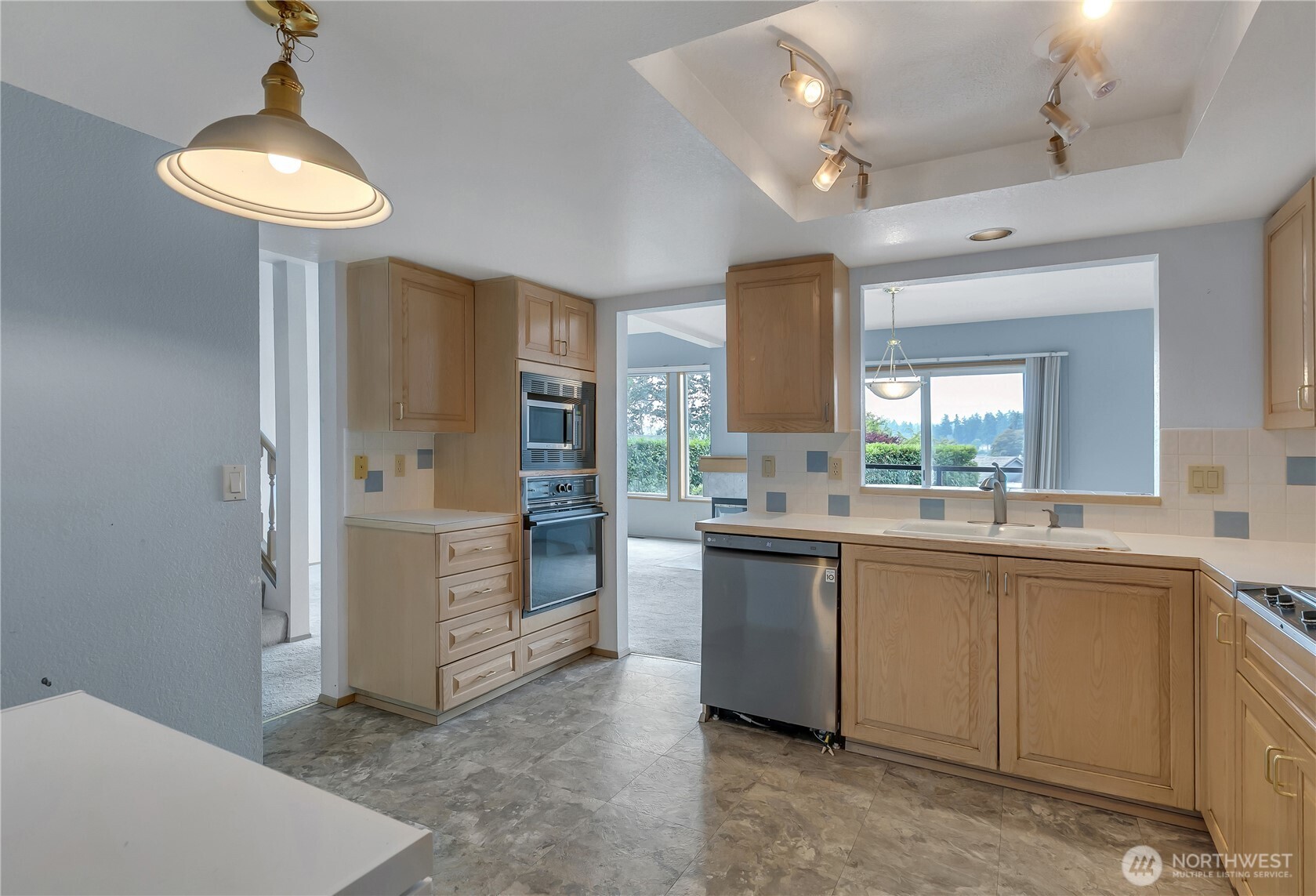 7326 Steilacoom Boulevard Southwest, Unit D3 Tacoma, WA 98499 - Photo 7 of 34