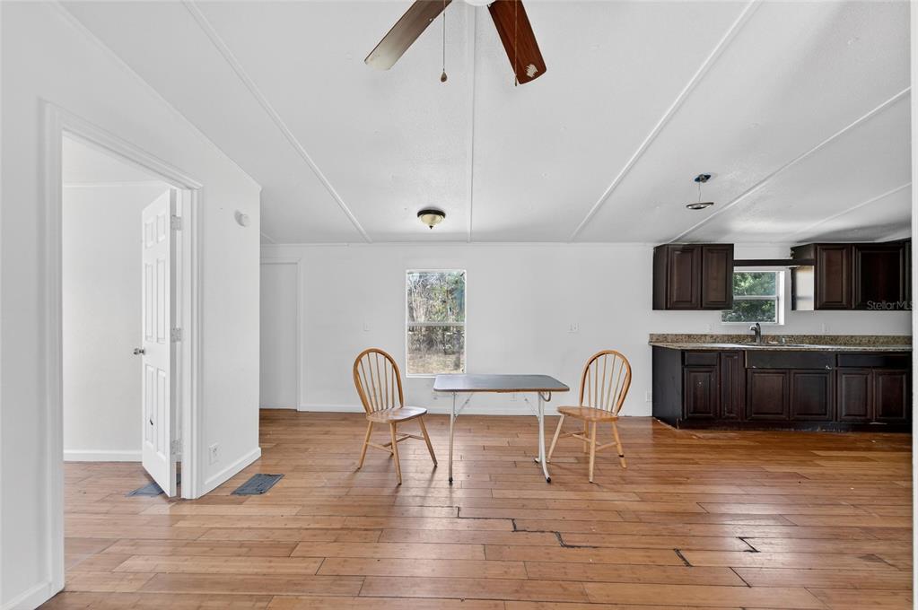 35238 Manuel Street Webster, FL 33597 - Photo 18 of 81