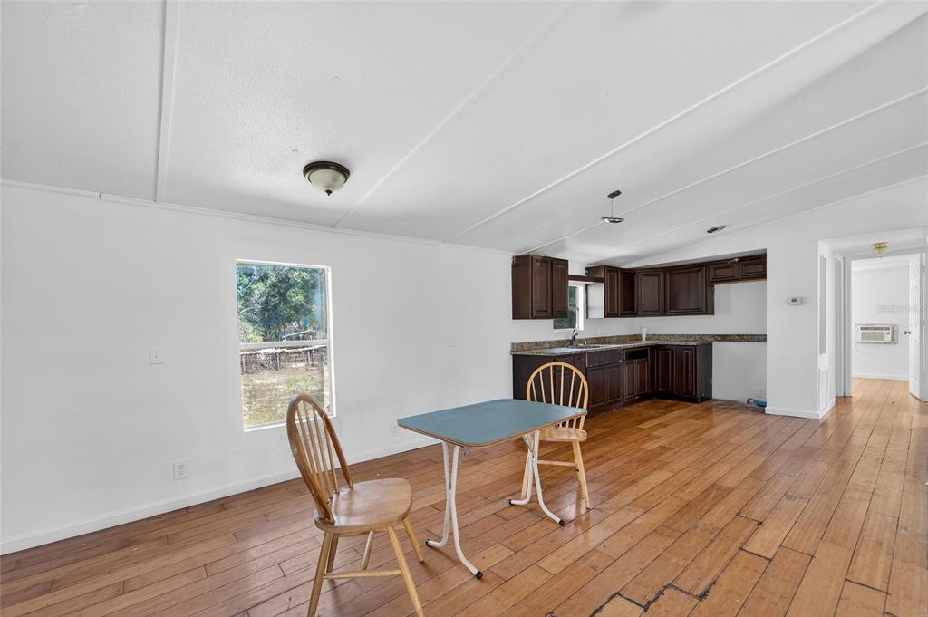 35238 Manuel Street Webster, FL 33597 - Photo 19 of 81